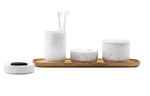 Bathroom set in carrara marble with a tray in oak